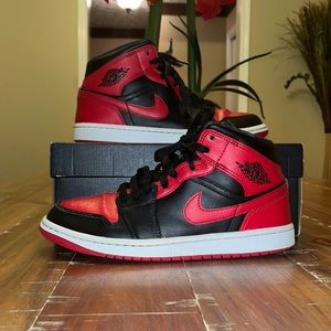 USED Air Jordan 1 Mid “Banned” Men’s Size 8.5